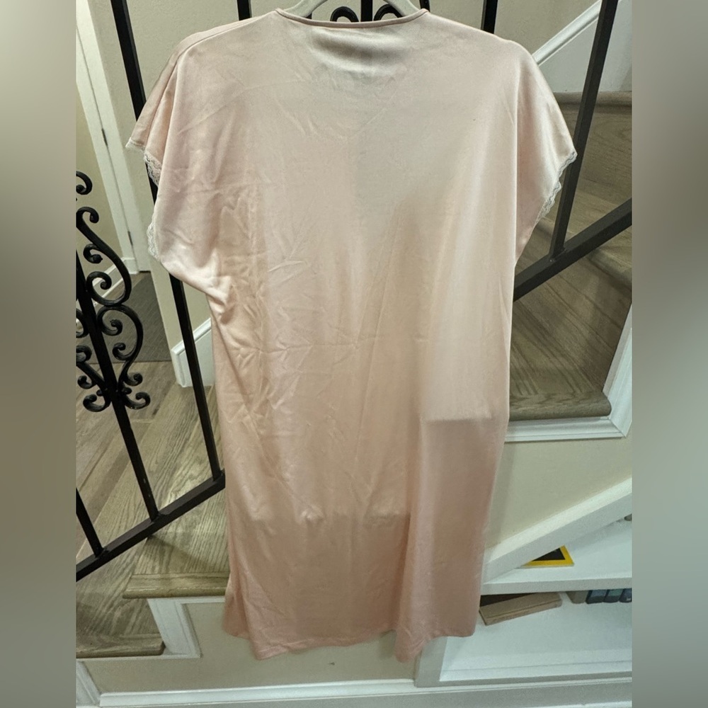 Vanity Fair Blush Pink Robe - Picture 4 of 5